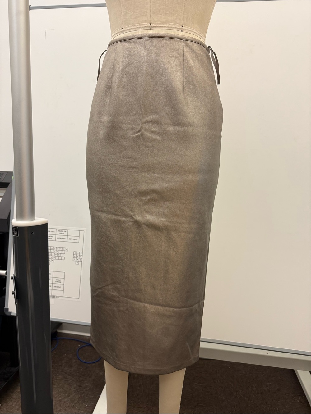 Alex Marie Women's Taupe Leather Pencil Skirt - Size 4